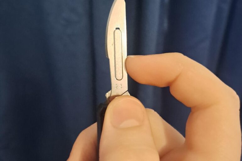 Where do I measure this blade?