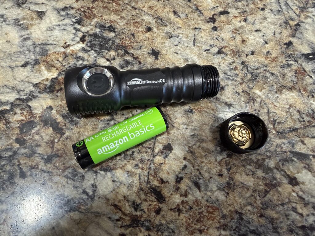 Zebralight SC54c N are now shipping with rechargeable battery.