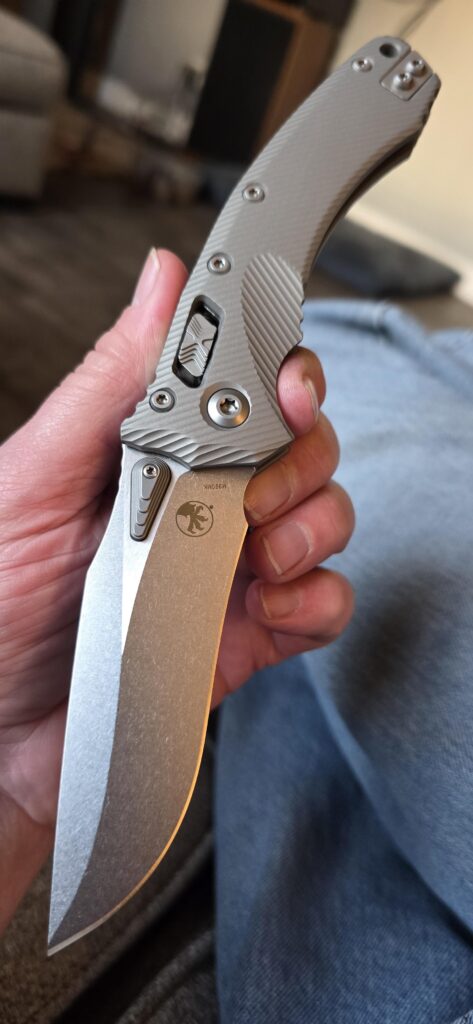 Microtech Amphibian