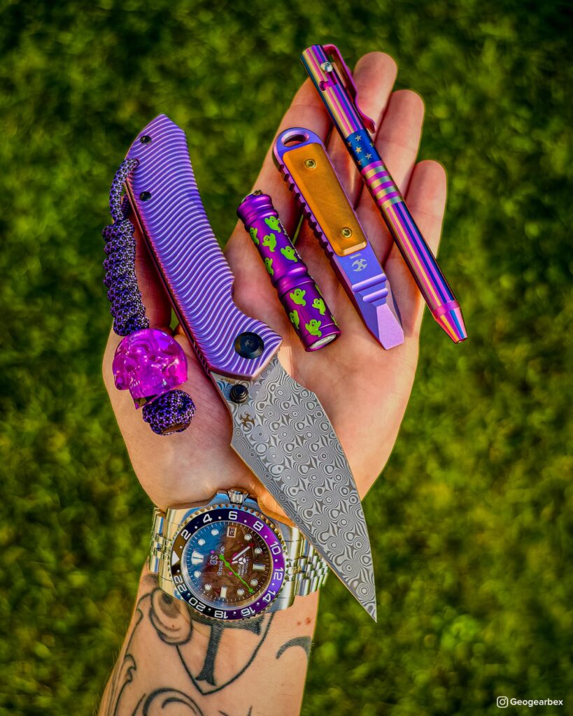 Where my purple lovers at ? 💜