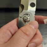 How to get Spyderco Large Pivot Off?