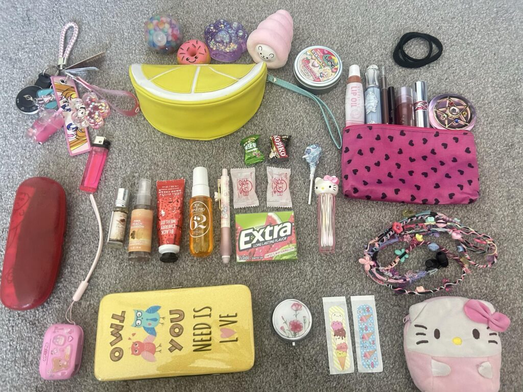 What do yall think my bag says about me?? 😋