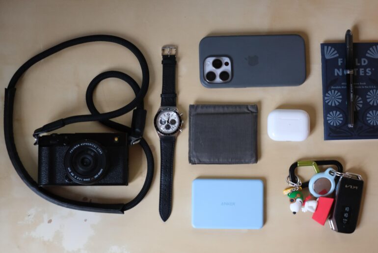 Gen X reporter's daily carry