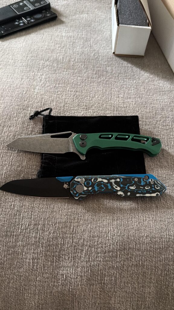 NKD- Dead reckon ridgeback vertabrae & JBknives Tundra