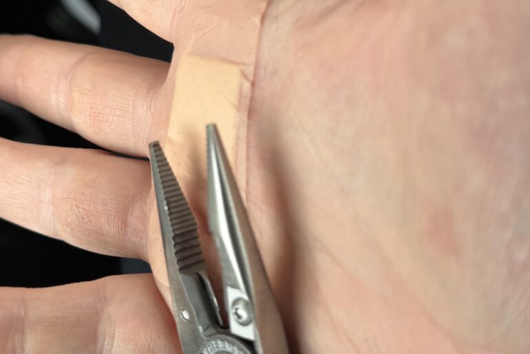 Reason # 6,485 to carry a leatherman or similar in your car