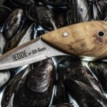 Minimalist, functional, and handmade. Finally settled on this piece for my oyster/utility needs