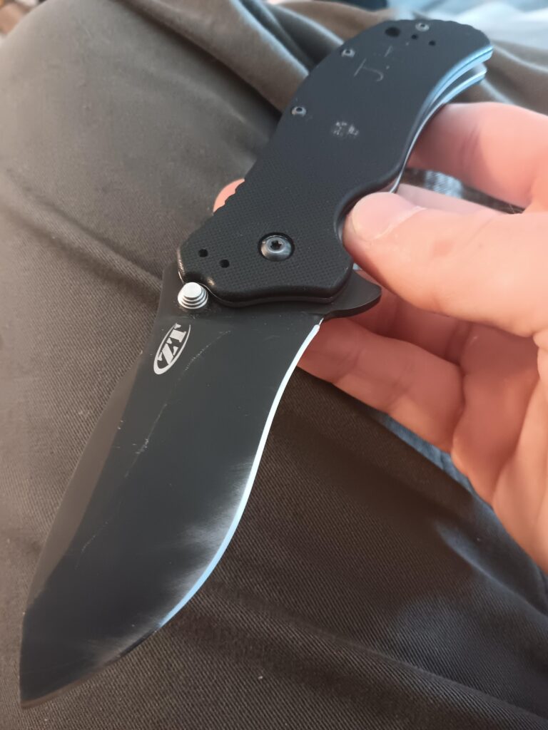 How do you guys go about carrying other knives?