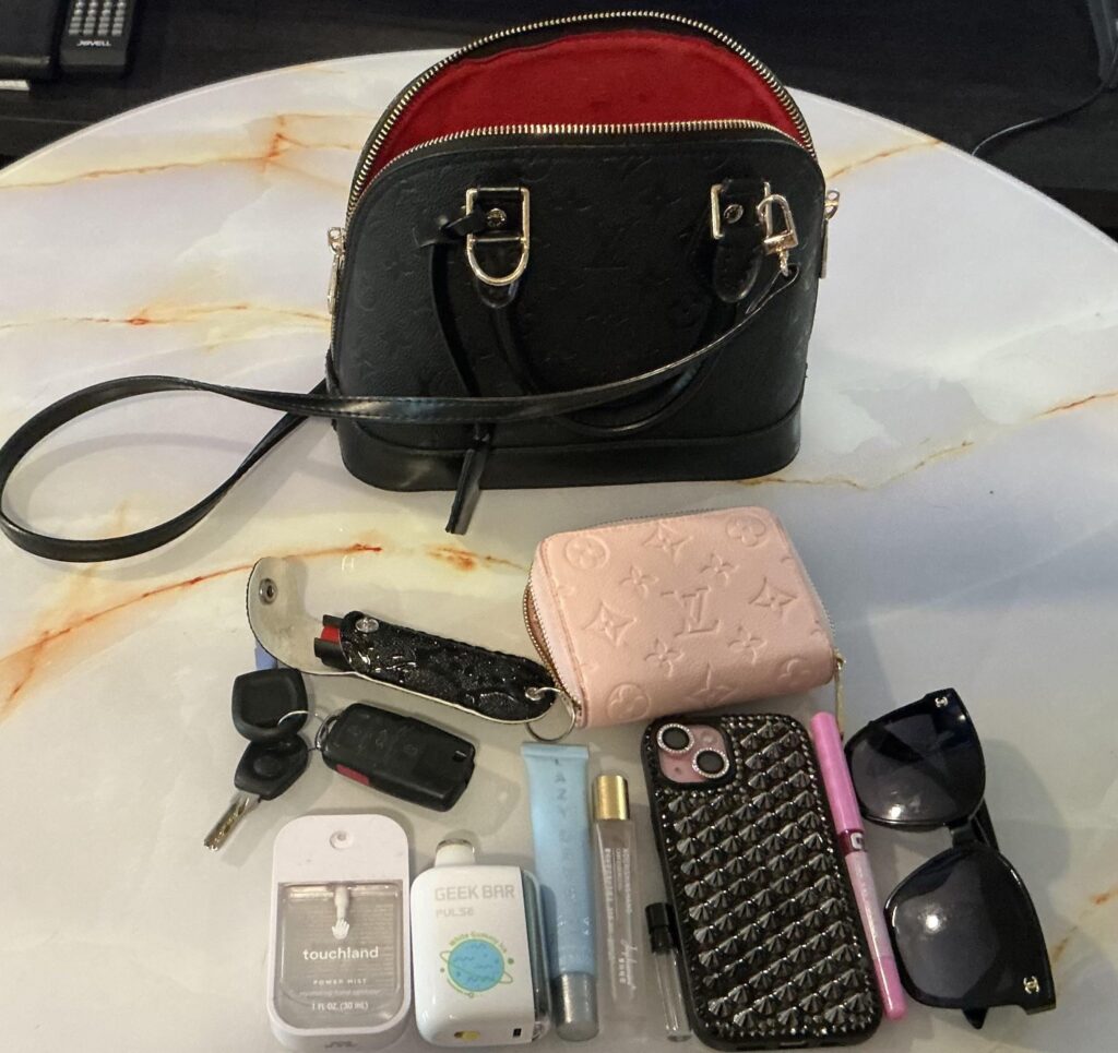 What does my everyday office bag say?