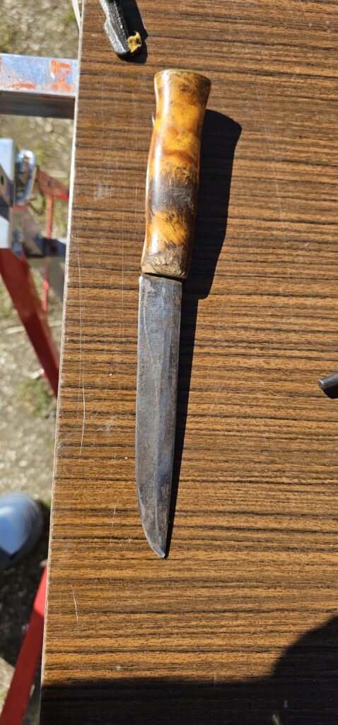 Question regarding a knife I found