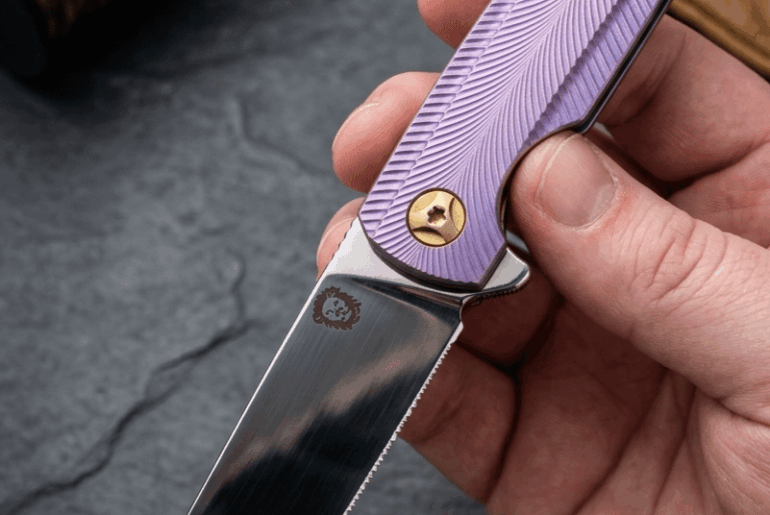 Feels great to have another grail in the collection! Holt Bladeworks Specter V2