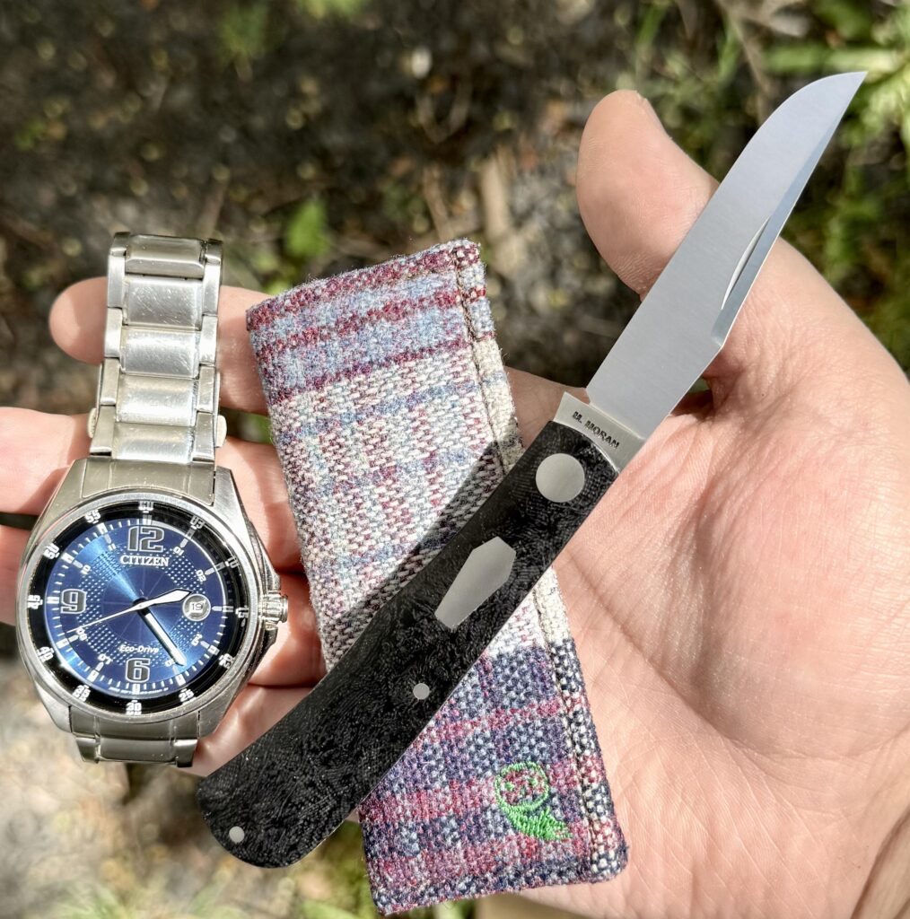 Happy Sunday! Man, that rag micarta really pops today for some reason. 🤯