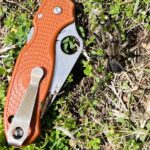 Spyderco doubles as a spider measurer