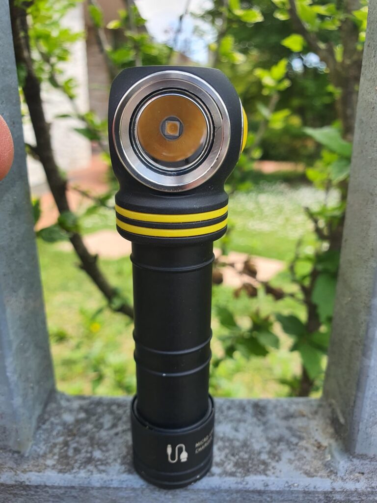 Armytek elf c2 body ..... with convoy optics, nichia 519a, smooth reflector, glass and gaskets.