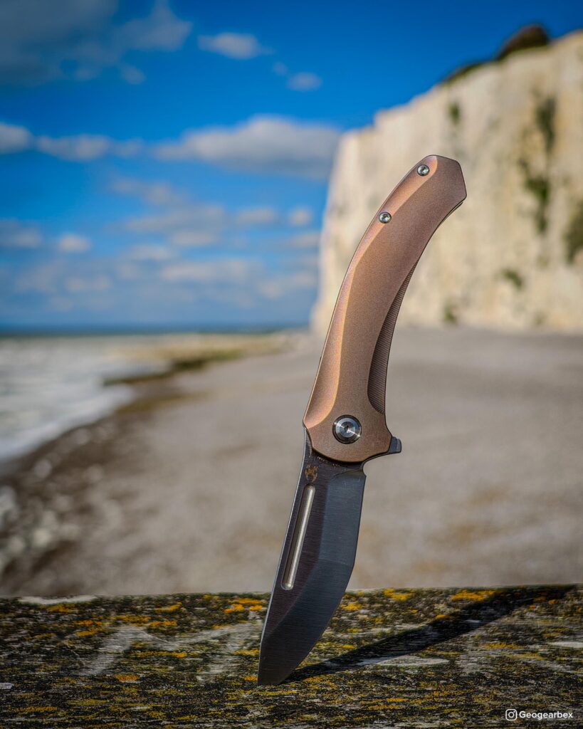 An awesome #titaniumtuesday with a #newknifeday The beautiful kansept Hira