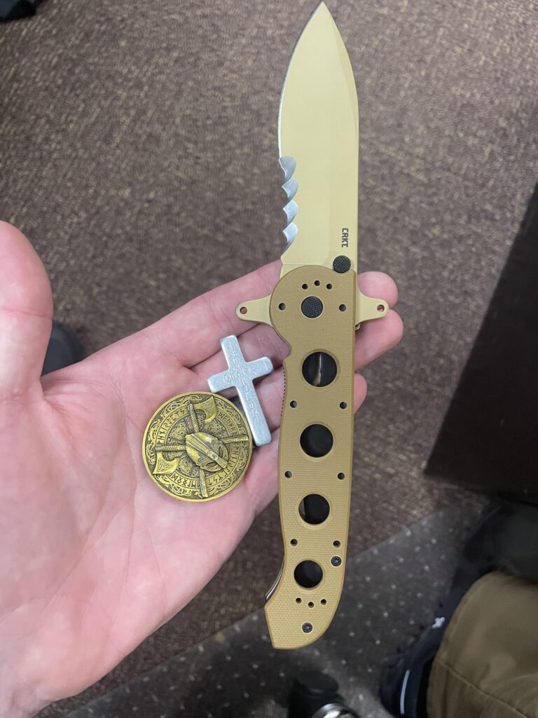Wednesday Pocket check! Let’s see em!