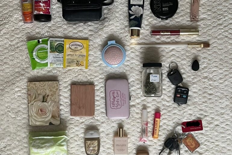 What do my purse contents say about me?