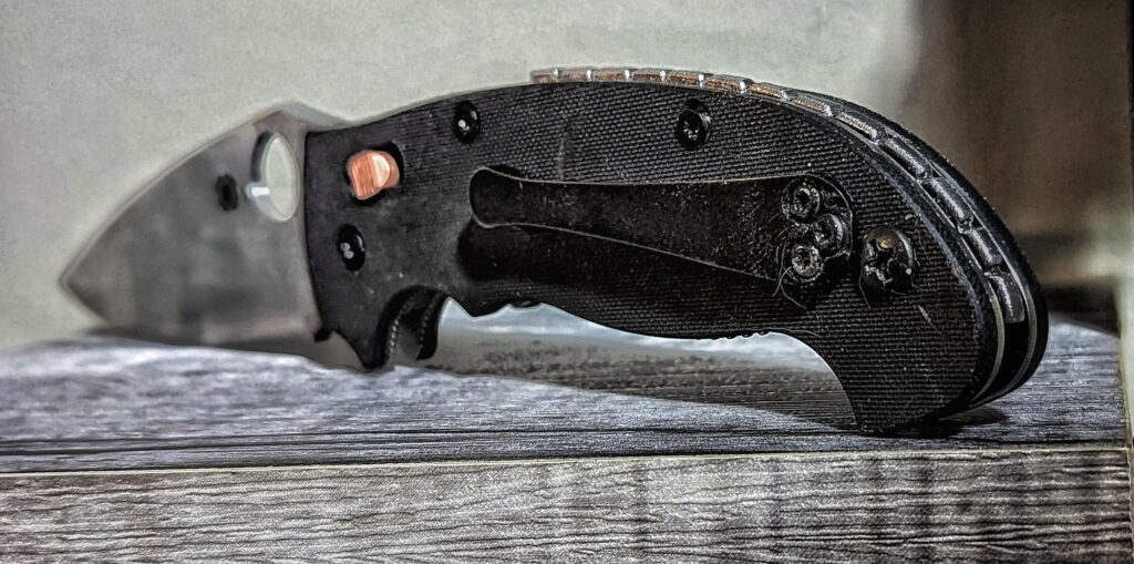 didn't feel like waiting between 4 and 8 weeks for somone across the country to fabricate a manix 2 XL backspacer out of titanium, so i figured id just do it on me own out of stainless steel cause i wanted it slightly heftier