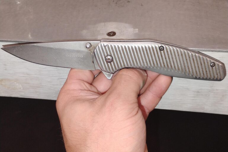 So unfortunately we lost my Dad and my sister gave us some of his things he had to remember him by. I love hunting so I got my dad's knife he always used. Can someone tell me how I can get the clip fixed because I've been told to get a new knife but i refuse to lose the only thing I have from my Dad