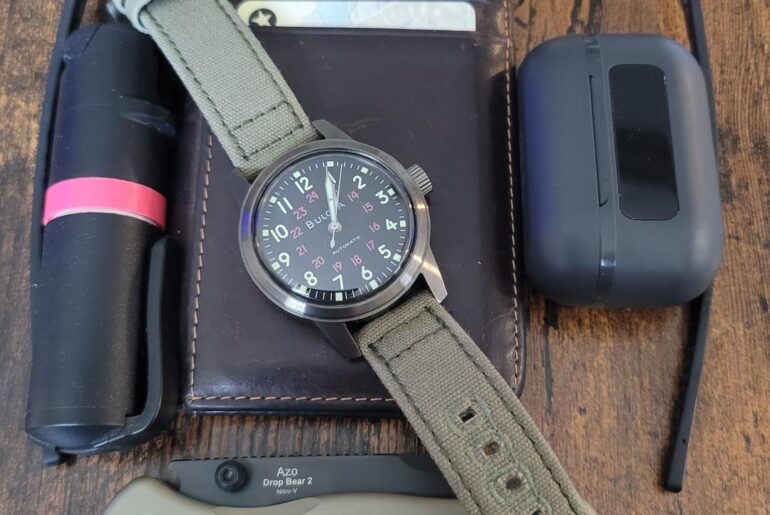 My full EDC for Wednesday (minus my keys).