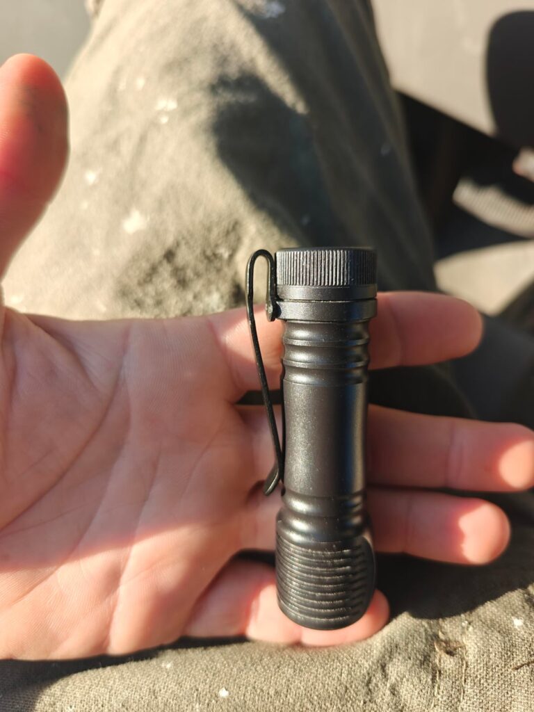 Proper deep carry clip