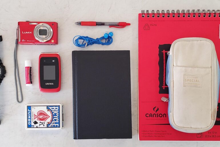 First time! My EDC as a phone addicted artist in Vegas