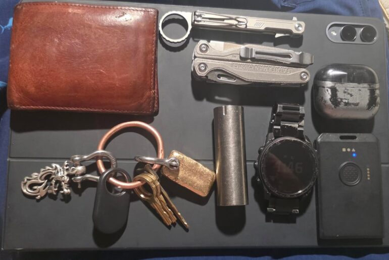 Pocket dump for attention! Tritium lantern design request for help?