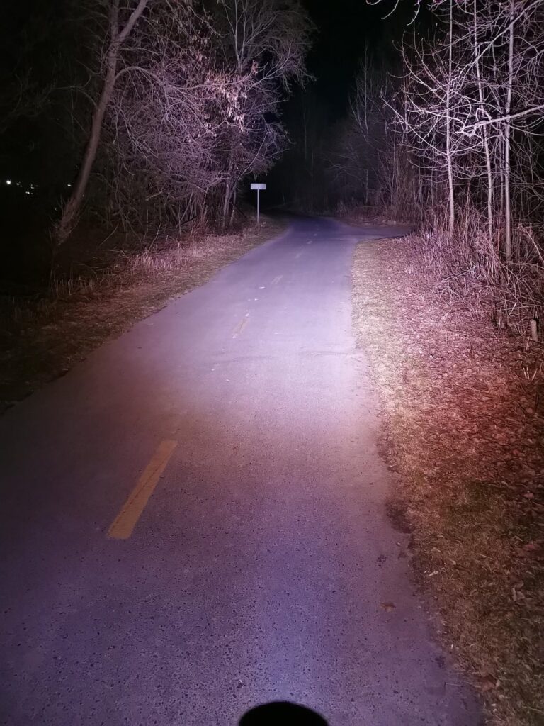 Crappy shots with my Firefly E12 Eclipse 6x 351A 1800k rosy + 6x 351A 3700k rosy Vol. 1