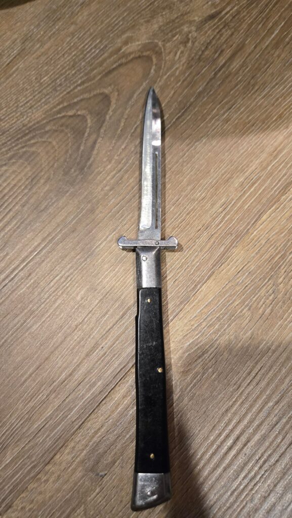 flea market find - sword fighting pocket knife