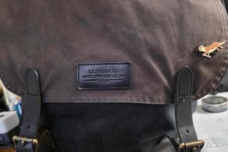 I carry this everyday, I need to pair down.