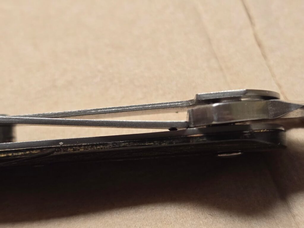 Why is the liner lock going so far inwards?