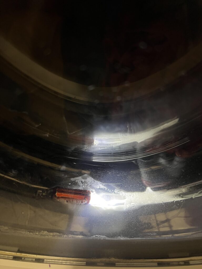 Flash light in the washing machine