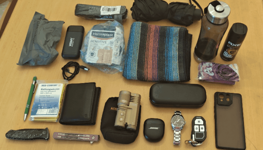 Everything I carry on me or in my EDC backpack (Austria)
