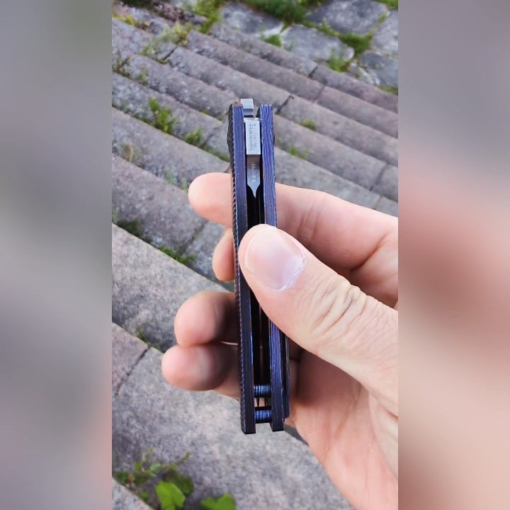 Ponomarev Forge custom front flipper knife
