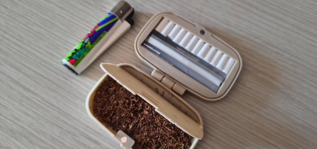 My daily carry got a major upgrade: Re-engineered my 3D printed rolling station to finally get it slim and pocket-friendly