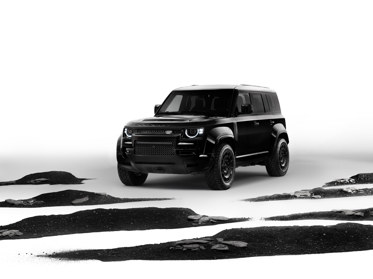 [Defender OCTA Black. Land Rover - Seoul Economic Daily Finance News from South Korea