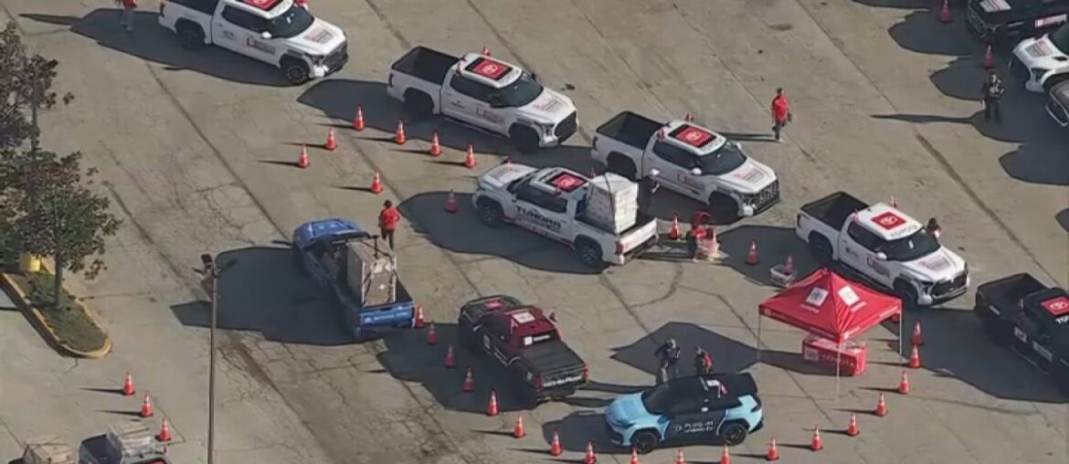 Convoy takes food through Philly for the Toyota Tundra Food Drive – NBC10 Philadelphia